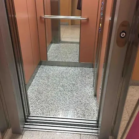 Atico, Piscina, Ac, Wi-fi Y Parking Gratis, Gran Terraza, Vut 47-79